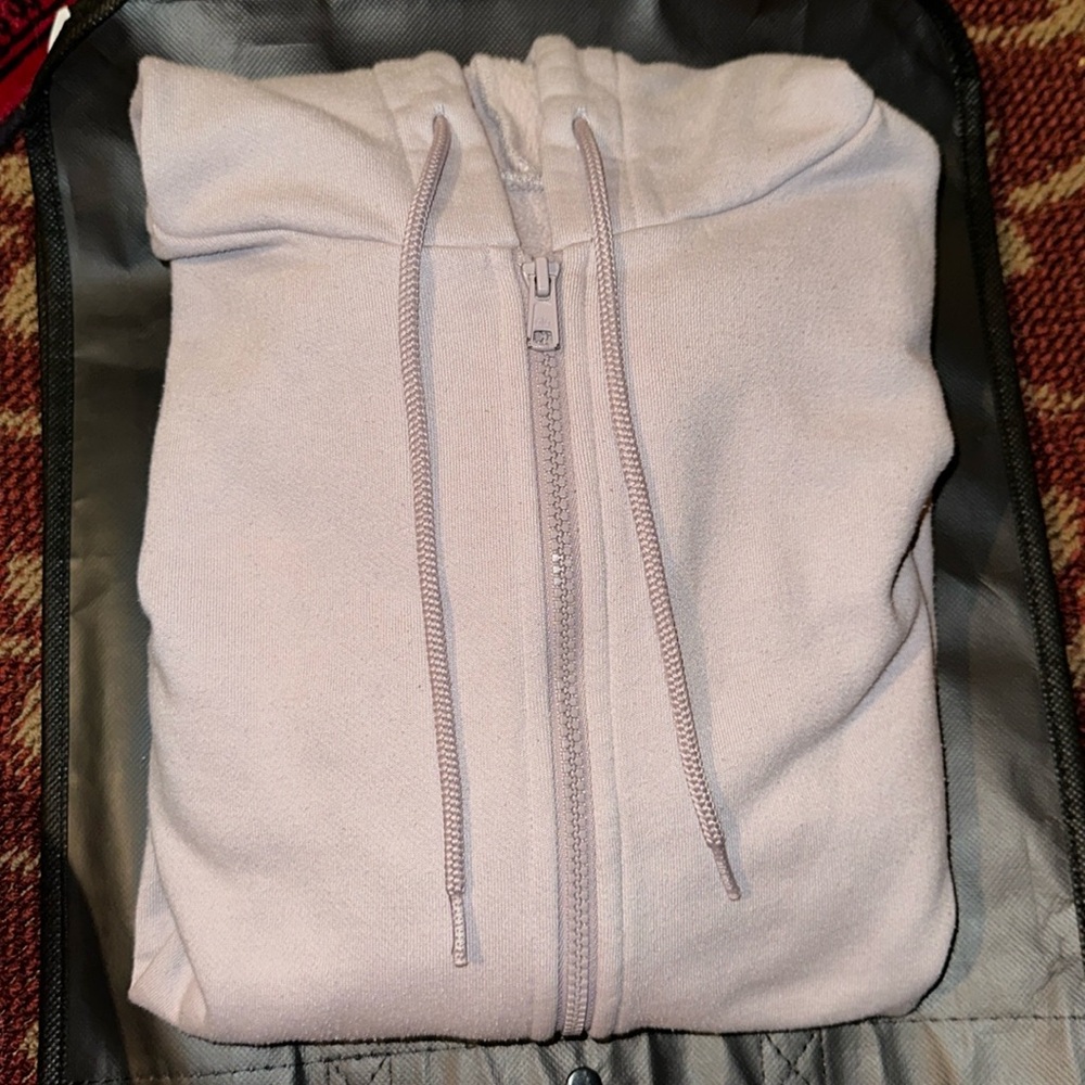 ALO full zip light purple